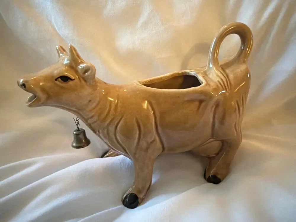 Vintage Brown Cow Creamer Pitcher Ceramic Heifer Bell Florida Souvenir MCM